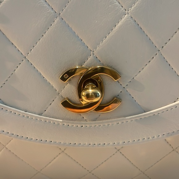 Chanel Bag Vintage CC Matelasse Chain Shoulder Lambskin White RARE - Picture 4 of 13